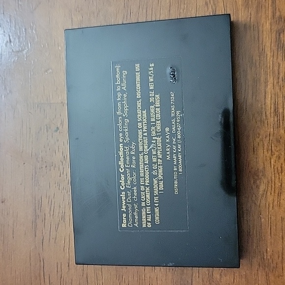 NEW MARY KAY 4 EYE COLORS AND 1 CHEEK COLOR. - Picture 3 of 3